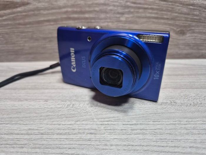 Canon IXUS 180 Digital Compact Camera Working w/ Canon 10x Optical Zoom Lens
