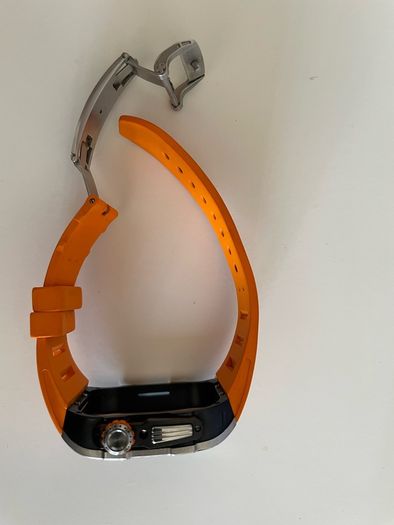 Premium stainless steel & rubber Apple Watch 44/45mm case & strap