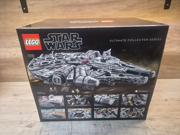 Lego 75192 UCS Millennium Falcon