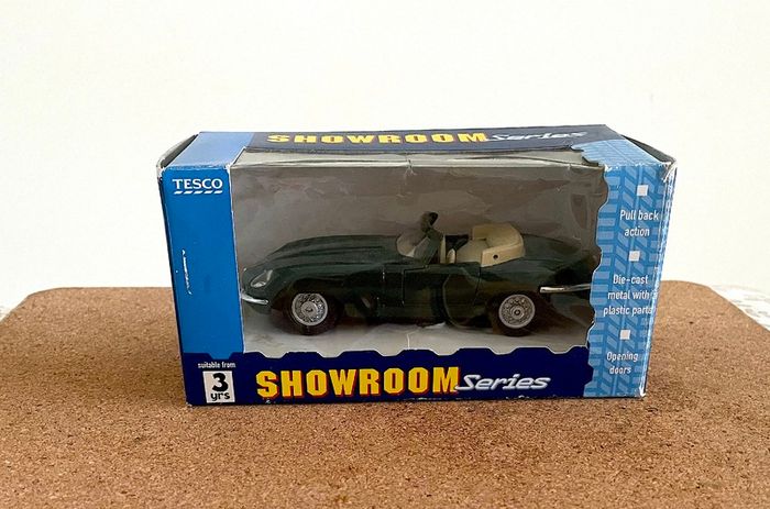 Die-Cast Nissan Silvia S.15 1/55 scale model