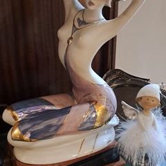 LARGE Art Deco Lady (1980s? )