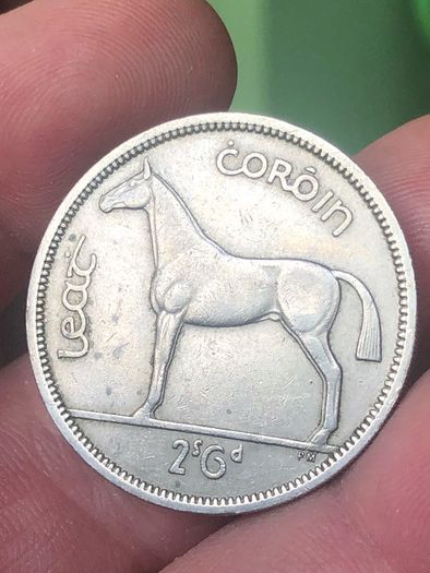 Irish 1963 Halfcrown Nice grade