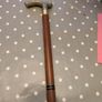 Collapsible wooden walking stick with decorative handle Image 4