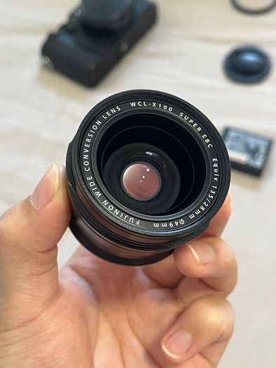 Fujifilm X100F + WCL-X100
