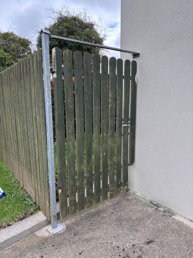 Garden Fence & Gate