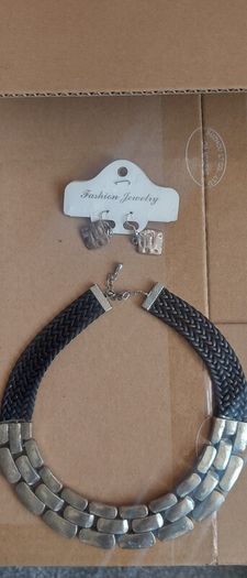 New set earrings and necklace