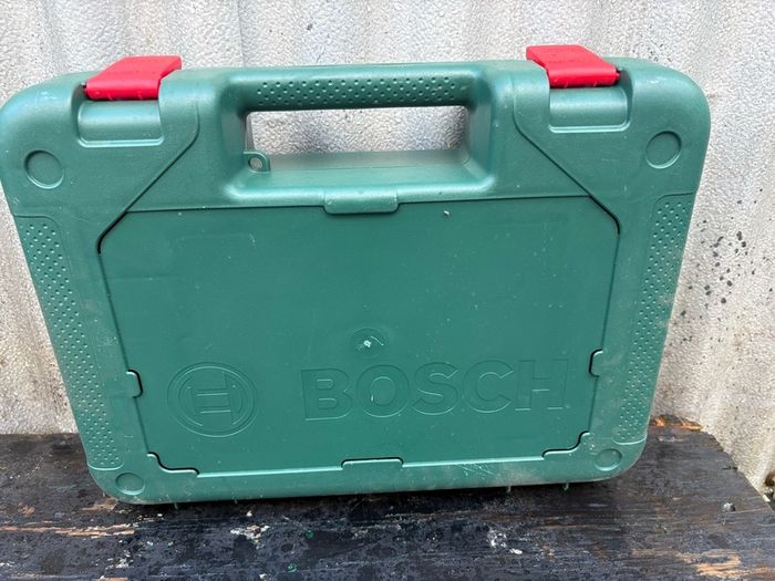 3 plastic powertool cases no powertools