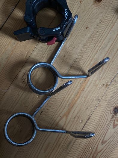 Watson Thick Grip Olympic Dumbbell Handles and LockJaw Collars (2x), and spring collar (2x)