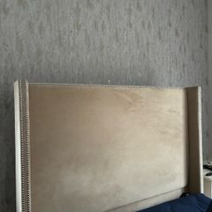 headboard