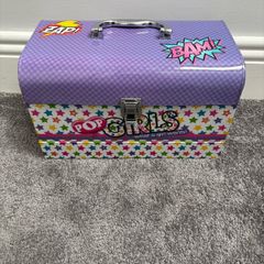 Girls make-up /jewellery case
