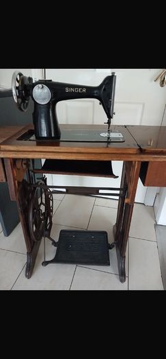 sewing machine