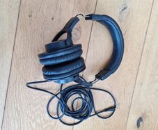 Audio Technica ATH-M20x headphones