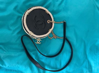 Genuine 2019 Chanel Crossbody bag
