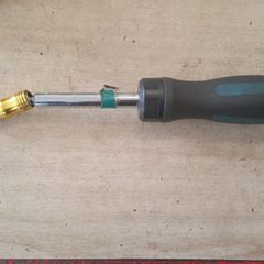 Screwdriver swivel/fixed ratchet