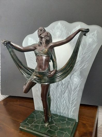 Art Deco Lamp