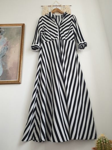 Yas Dress Size Large