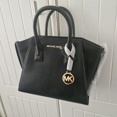 Brand new Michael Kors Avril handbag
