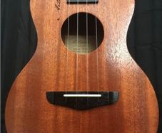 Ukulele TENOR + BEGINNERS COURSE+ full bundle of accessories included!!!