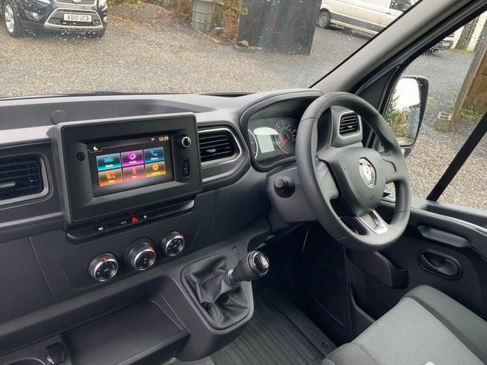Renault Master MM35 Dci 135b( 1 Yr Warranty )