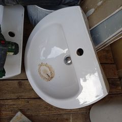 sink and pedestal x 2