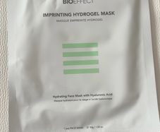 Bioeffect imprinting hydrogel mask