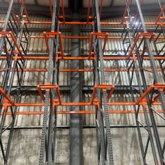 Drive in pallet Racking