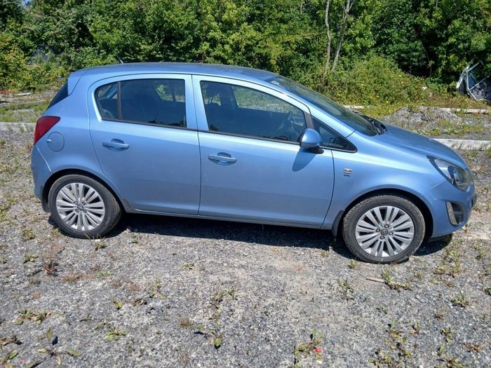 2014 corsa