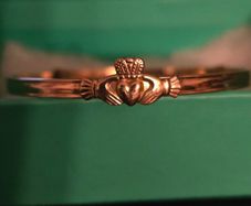 Claddagh Gold 9ct Bracelet