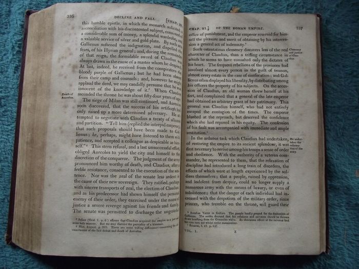 The Decline and Fall of the Roman Empire - Edward Gibbon - Priestley and Weale London - 1822