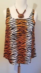 Dorothy Perkins Ladies Multi Colour Tiger Print Bow Back Top. New With Tags RRP 32 Euro. Size 10