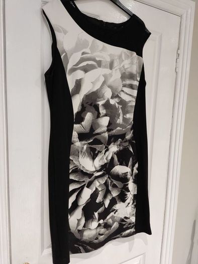 M and S Dress Size 18