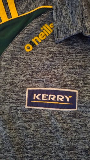 Kerry GAA O'Neills Gaelic Football Jersey (Adult Medium) FREE POST