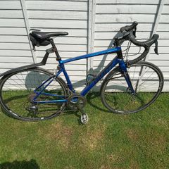 Giant defy medium frame
