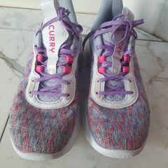 Basketball runners Under Armour