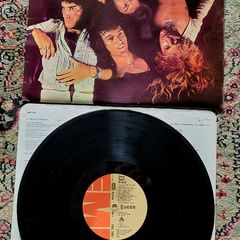 Queen: sheer heart attack LP