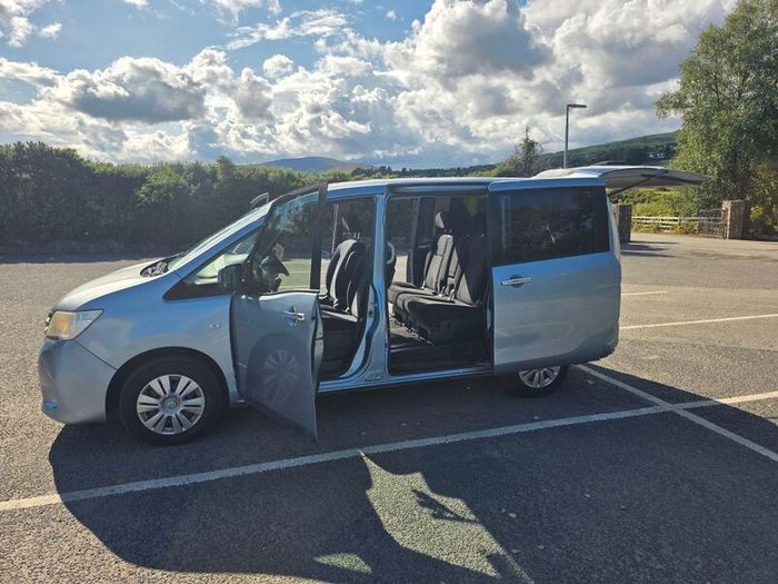 2013 Nissan Serena