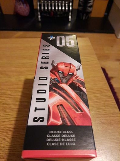 Transformers: Studio Series: Cliffjumper 5'' (Gamer Editon)