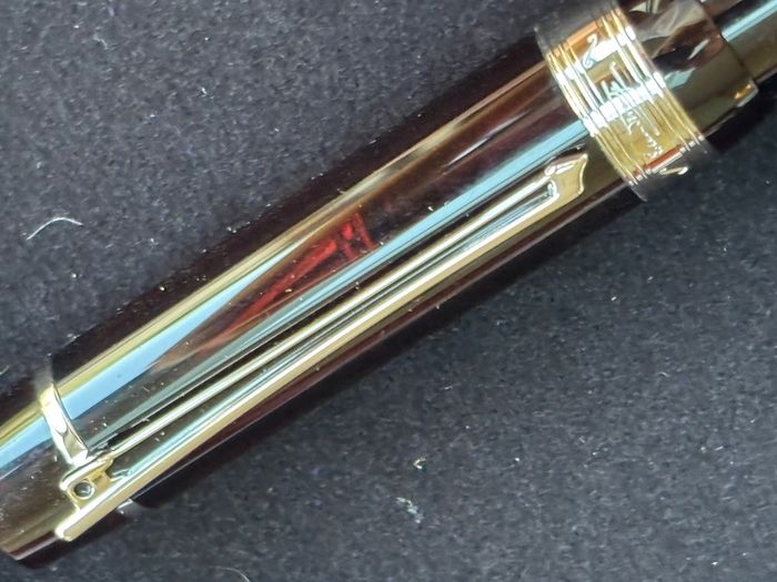 Montblanc  Rollerball Pen Limited  Edition Strauss  New In Box