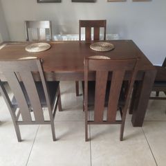 dining table ( no chairs) FREE