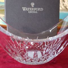 New In Box Waterford Crystal Lismore Pattern 6 Inch Essence Ellipse Bowl