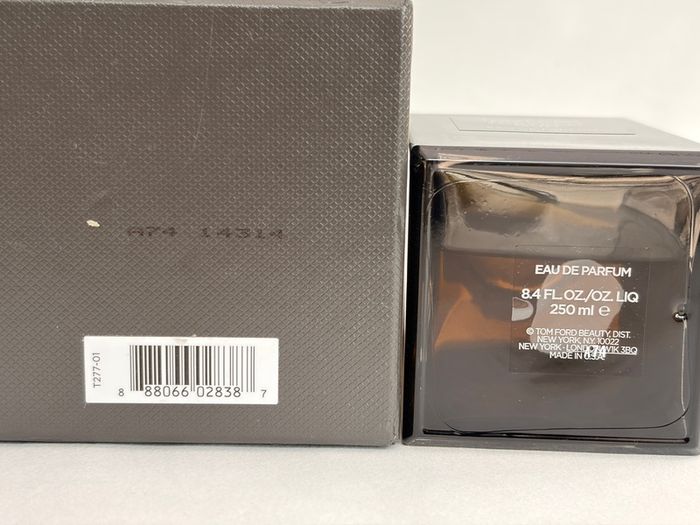 Tom Ford Tobacco Oud 250ml Flacon Approx. 180ml Remaining