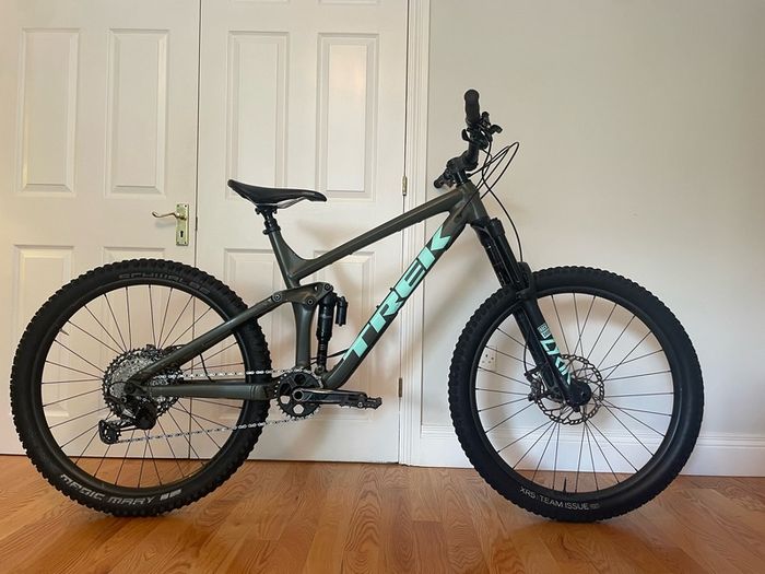 Trek Remedy 8 Full Suspension Mountain Bike