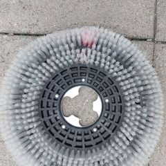 17" Scrubbing Brush
