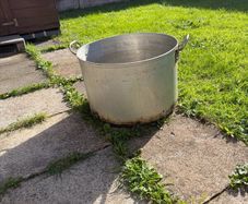 Pot