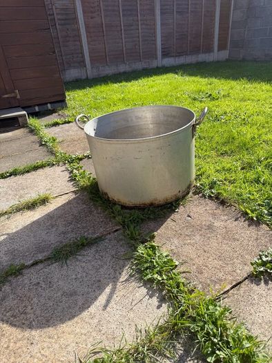 Pot