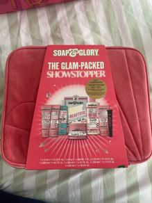 Soap and Glory showstopper set