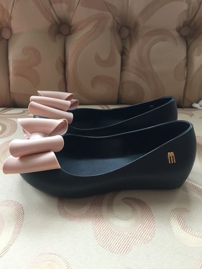Mini Melissa's