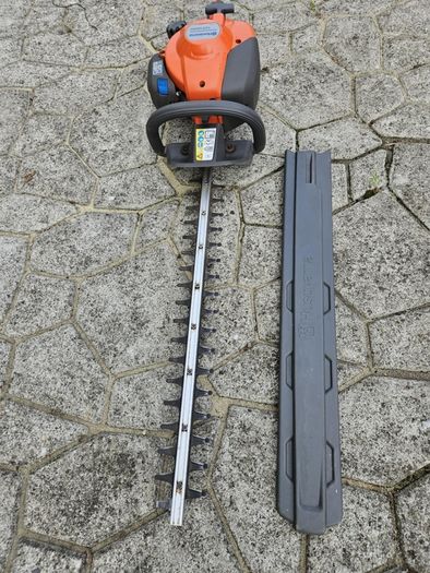Husqvarna 122hd 60 Hedge Trimmer