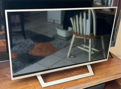 Sony TV 32"