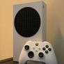 Xbox Series S - White, Used, Excellent Condition + Controller Image 2